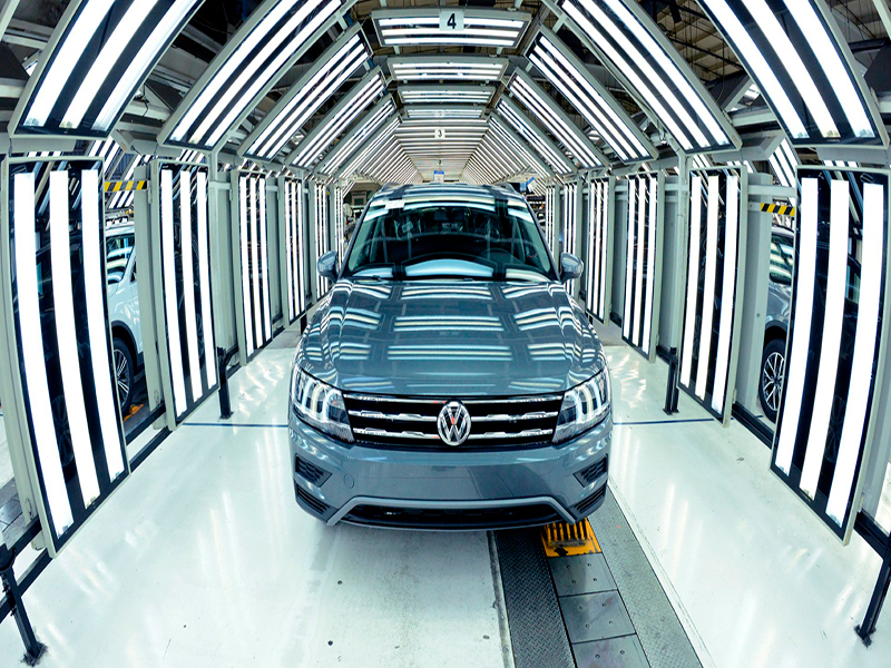 Volkswagen estima que la escasez de chips durará hasta 2024