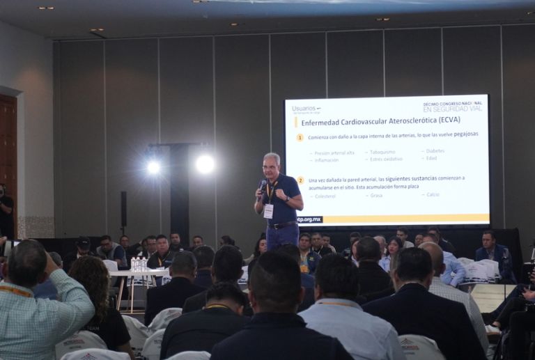 Enfermedades cardiovasculares y la fatiga amenazan a conductores