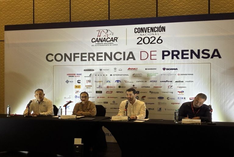 Transporte mexicano enfrenta riesgo por restricciones estadounidenses al diésel