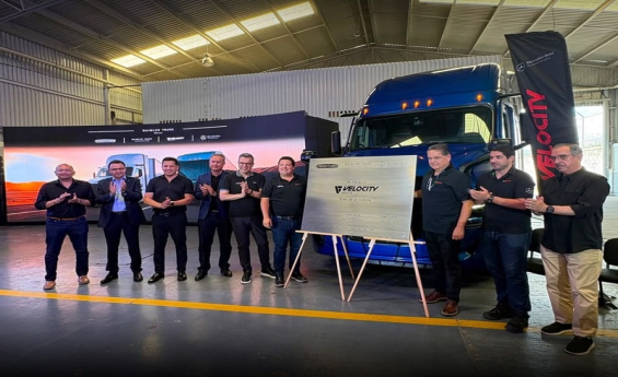 Daimler Truck suma 27 bahías de servicio