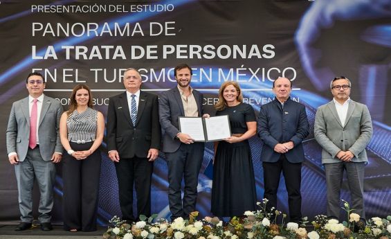 Aeroméxico y UNODC presentan guía para detectar trata