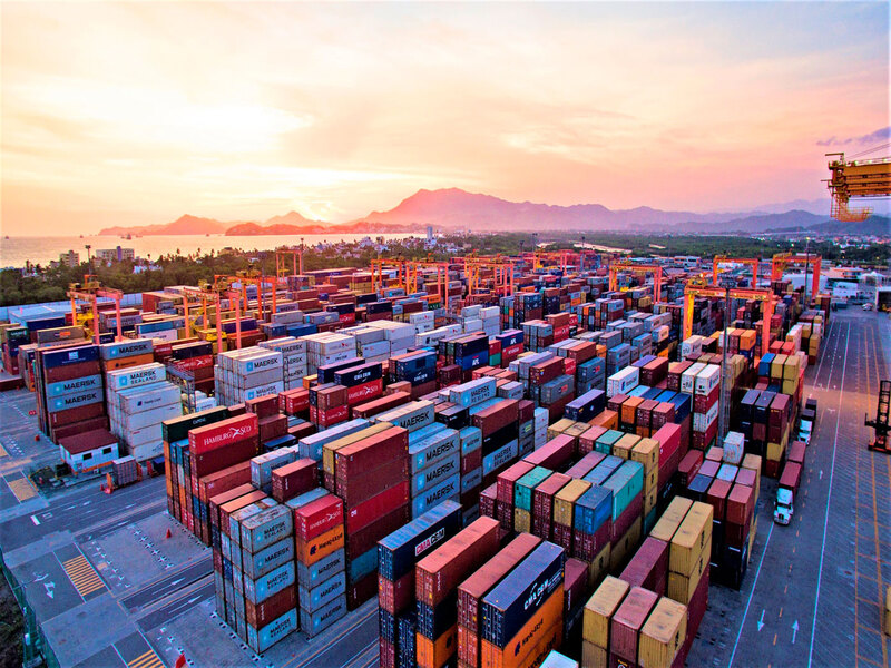 Desciende carga portuaria total 0.3%; contendores caen 5.5%
