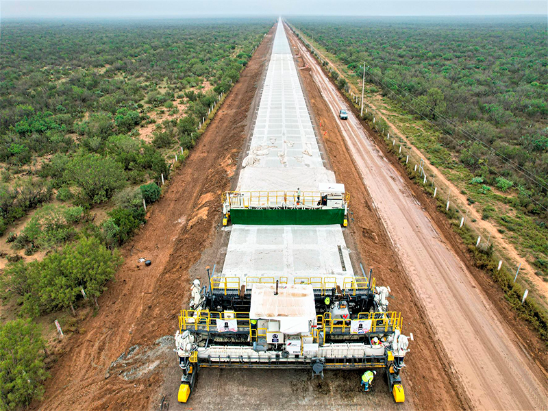 Cemex desarrolla carretera México-EE.UU., a base de concreto sostenible