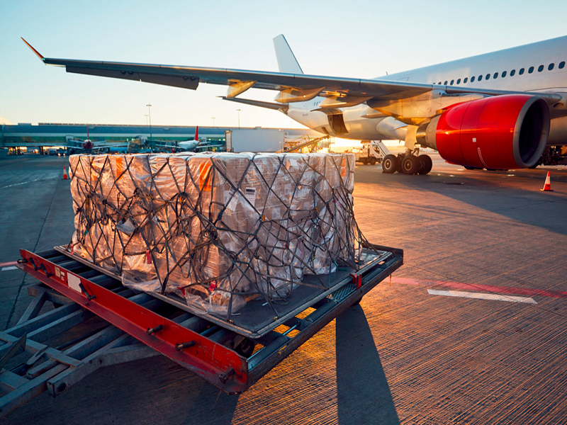 IATA pronostica subida en tarifas de carga aérea