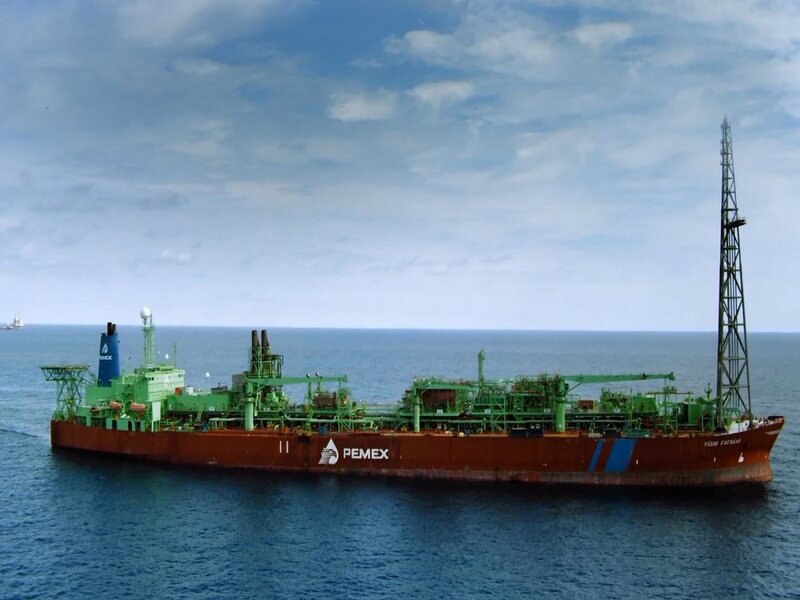 Avanza 5.6% movimiento de petróleo y derivados en puertos