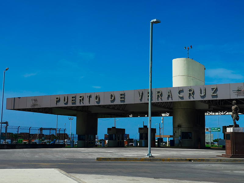 Secretarios explicarán reclamos sobre la requisa del puerto de Veracruz