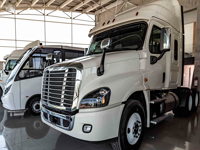 EE.UU., al frente en exportación de camiones al 11º mes 2022