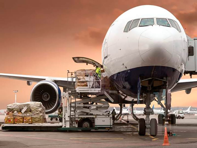 La carga aérea se recupera hasta 9% de enero a octubre: IATA