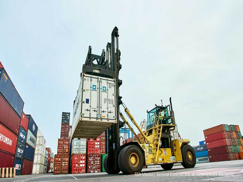 Descienden 8.5% exportaciones portuarias y crecen importaciones de enero-abril-2024